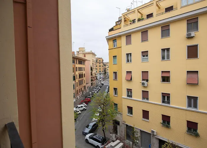 Domus Collazia - San Giovanni Apartment